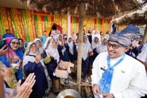 161 UMKM Tanah Datar Nikmati Makan Randang Senilai Rp1,5 Milyar