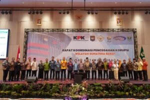 Bupati Eka Putra Ikuti Rakor Pencegahan Korupsi Di Padang