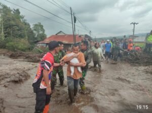 Sejumlah Warga Bukik Batabuah Dievakuasi ke Rumah Sakit
