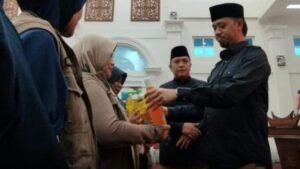 Pemerintah Daerah Kota Bukittinggi Berikan Tali Asih Buat Pilar Sosial