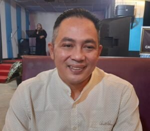 Balon Bupati Tanah Datar,  Butuh Petani Pupuk Gratis, Bukan Bajak Gratis 