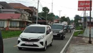 Berlaku Aturan One Way, Pengendara Padang- Bukittinggi Lewat Malalak