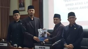 Pemko Bukittinggi Terima Rekomendasi LKPJ DPRD Bukittinggi Tahun 2023