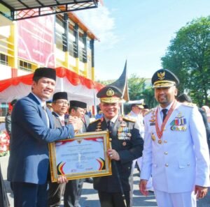 Pd. Pariaman Terbaik III Penilaian Kabupaten Standar Layanan Minimal