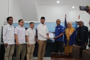 Wako Bukittinggi Erman Safar Mendaftar Jadi Balon Wako ke Partai Demokrat