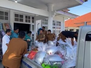 Kebutuhan Mendesak Bagi Pengungsi Bencana Galodo Telah Dibagikan