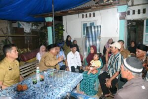 Peduli, 7 Hari Alderia Meninggal, Bupati Pd. Pariaman Takziah ke Rumah Duka