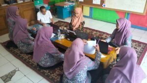 Tim Asesor BAN PDM Sumbar Kunjungi TK Islam At Taqwa Lawang Tigo Balai