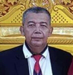 Keluarga Besar FIK UNP Berduka, Dr. Ishak Aziz M.Pd Meninggal Dunia