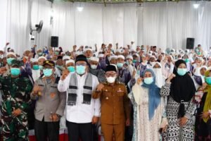 Kedatangan Jamaah Haji dari Tanah Suci Disambut Pimpinan Forkopimda