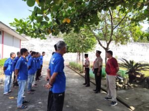 Warga Binaan Lapas Kelas IIB Lubuk Ikuti Latihan Awal Pramuka