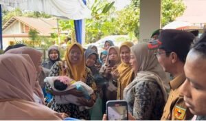 PIN POLIO Dicanangkan Bupati Tanah Datar, Diwakili Agusril di Sungayang