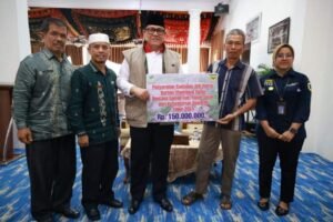 Kemensos RI Berikan Santunan Kepada 10 Orang Ahli Waris Korban Galodo