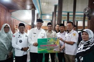 650 Paket Sembako Untuk Masyarakat Terdampak Galodo dan Tanah Longsor 