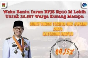 Bantu BPJS Warga Kurang Mampu, Wako Terima UHC Award Kategori Madya