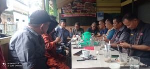 Mantan Sekda Martias Wanto Datuak Maruhun, Jumpa Jurnalis Agam