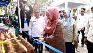 Pemkab Tanah Datar Gelar Pangan Murah di Pasar Sungai Tarab