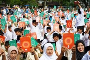 Gelar Kegiatan Mengaji dan Bangkit, Memotivasi Korban Musibah Galodo