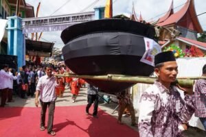 Hebat!, Lukah, Sangkak Buruang Punai, dan Belanga Raksasa Ditampilkan