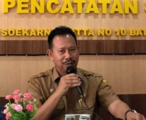 H. Armen Himbau, Penduduk Usia 16 Tahun Keatas, Segera Rekam KTP-El
