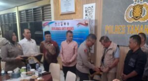 Polres, PWI, KWRI, KPU, dan Bawaslu Deklarasi Antik Hoaks