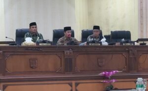 Pjs. Bupati Agam Endrizal, Menyikapi PU Fraksi DPRD, Kurang, Dibahas Bersama