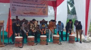 Bawaslu Agam Resmikan Kampung Pengawas Pemilihan di Sel. Aia Barat