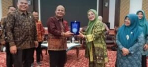Pjs Ketua TP PKK Kota Bukittinggi Sambut TP PKK Sungai Penuh