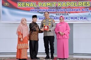 Ketua DPRD Agam H. Ilham, Lc, MA Hadiri Pisah Sambut Kapolres M. Agus