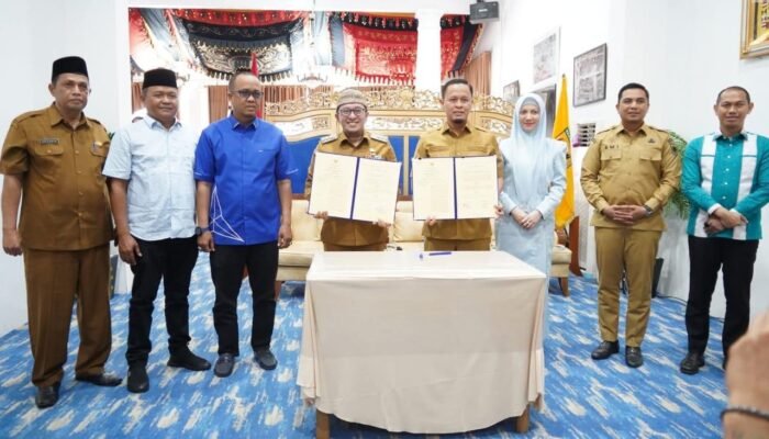 Tanah Datar dan Kota Pekanbaru Tandatangani Kesepakatan Kerjasama