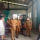Didampingi Bupati Pasaman, Gubernur Tinjau Pabrik Pakan Ikan Beringin Rao