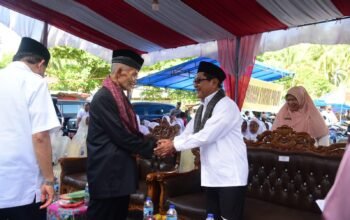 ‘Basapa’ di Ulakan Pd. Pariaman Dibanjiri Jamaah, Dibuka Bupati John Kenedy Azis