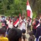 Pekik Merdeka Warga Matur Hilir Menggema di Atas Jembatan Merah Putih