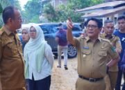 Peduli, Bupati Pd. Pariaman JKA, Kunjungi lagi Warga Terdampak Bencana Banjir