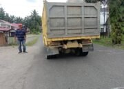 Material Batu Besar Proyek Abrasi Pantai Tiku V Jorong, Diduga Ilegal, dari Maninjau?