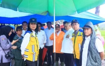 Bupati JKA Jelaskan Infrastruktur Rusak ke Komisi V DPR RI dan Wamen PU