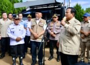 Presiden RI Prabowo Tinjau Korban Bencana Alam Kayu Pasak Palembayan