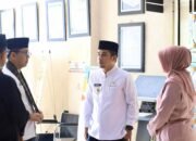 Sidak ke DPMPTSP, Wali Kota Solok Tegaskan, Tingkatkan Pelayanan Publik