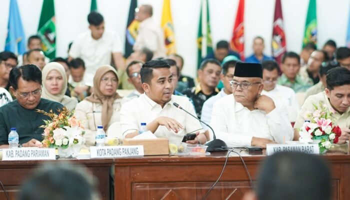 Wako Solok Hadiri Rakor Kepala Daerah Bahas, Penanganan Pasca Bencana