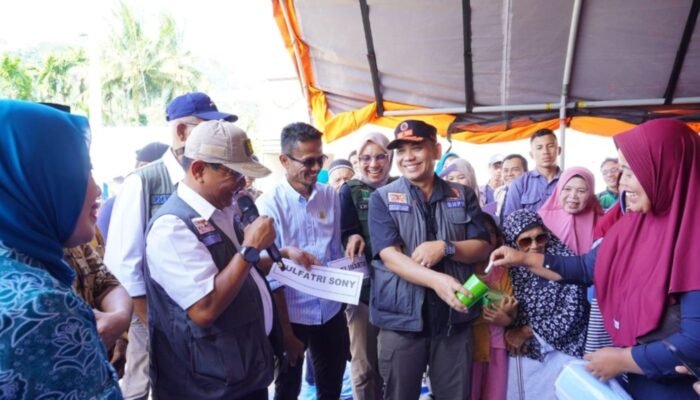 Menko PMK Resmikan Huntara Sumbar, Pd. Pariaman Siap Huni Asam Pulau dan Bt. Anai