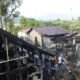 Api Mengamuk di Pd. Panjang, 4 Rumah Terbakar, Pemko Salurkan Bantuan