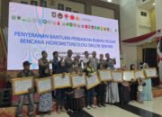 Wabup Rahmat Hidayat Serahkan Bantuan Dana Perbaikan Rumah Pd. Pariaman