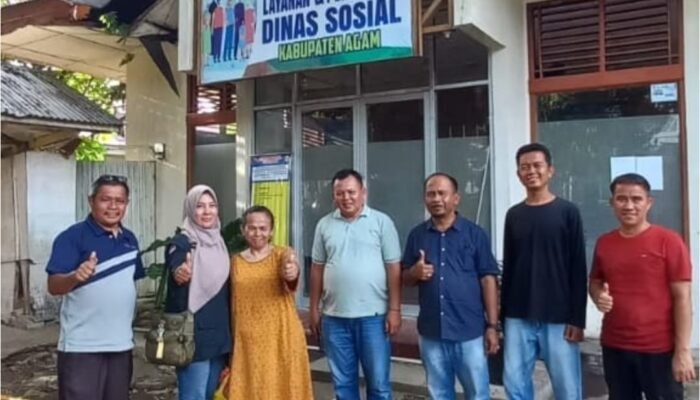 Ibu Nuraini Terlantar di Lubuk Basung, Dipertemukan dg Keluarga via Video Call