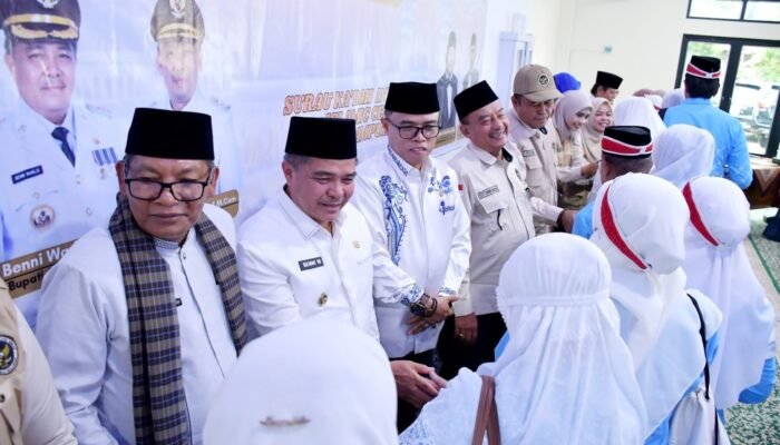 Bupati Agam Lepas Keberangkatan 336 CJH ke Tanah Suci, di Surau Ka’bah