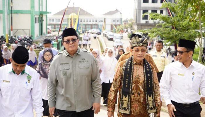 Menteri Agama RI Resmikan Gedung SBSN UIN Mahmud Yunus Batusangkar
