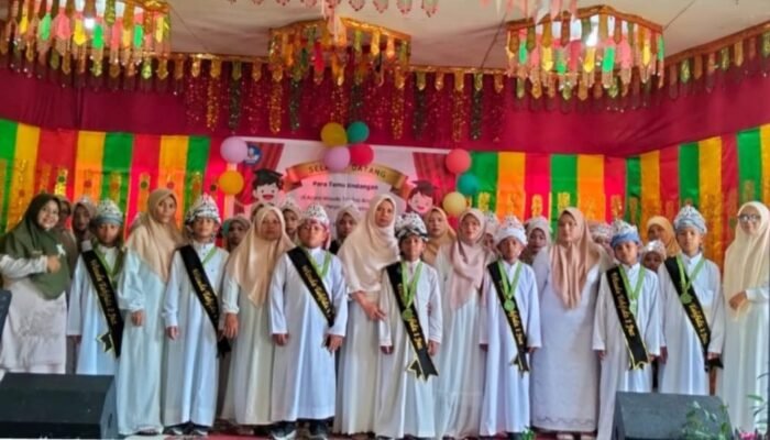 Wisuda Tahpidz & Perpisahan Siswa SDN 15 Parit Panjang, Ingat Masa Depan Cerah