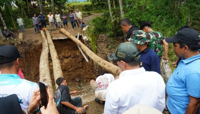 Bupati Tanah Datar Tinjau Sabo Dam Lintau, Antisipasi Banjir, Longsor Susulan