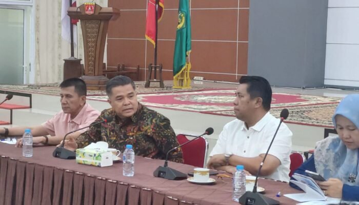 Jumpa Pers Bupati Agam Benni Warlis, Membangun Flyover Untuk Siapa?