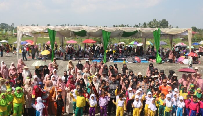 Tutup Tahun Ajaran Baru, Gelar Kegiatan HUT IGTKI &PGRI Di RTH Sarilamak