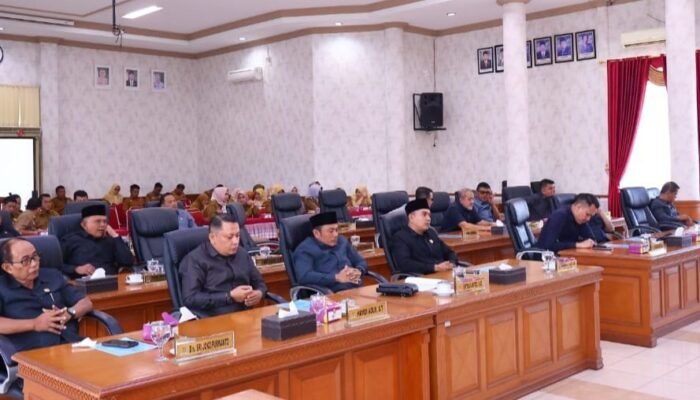 DPRD Kota Payakumbuh Bahas Ranperda Perumda Air Minum Tirta Sago